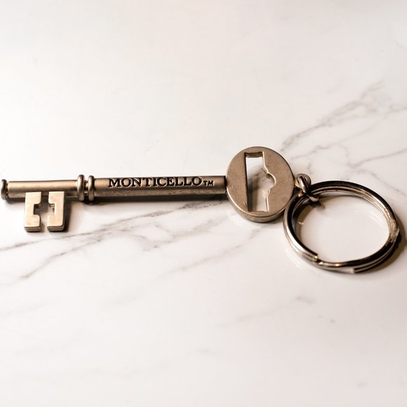 Monticello Thomas Jefferson  historic house and plantation keychain - Picture 1 of 1